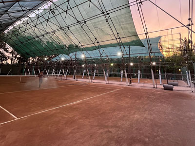 به اطلاع می‌رساند، آکادمی تنیس شاکری از چهارشنبه مورخ ۲۹ اسفند ۱۴۰۳، تا سه‌شنبه مورخ ۵ فروردین ۱۴۰۳ به طور کامل تعطیل می‌باشد.